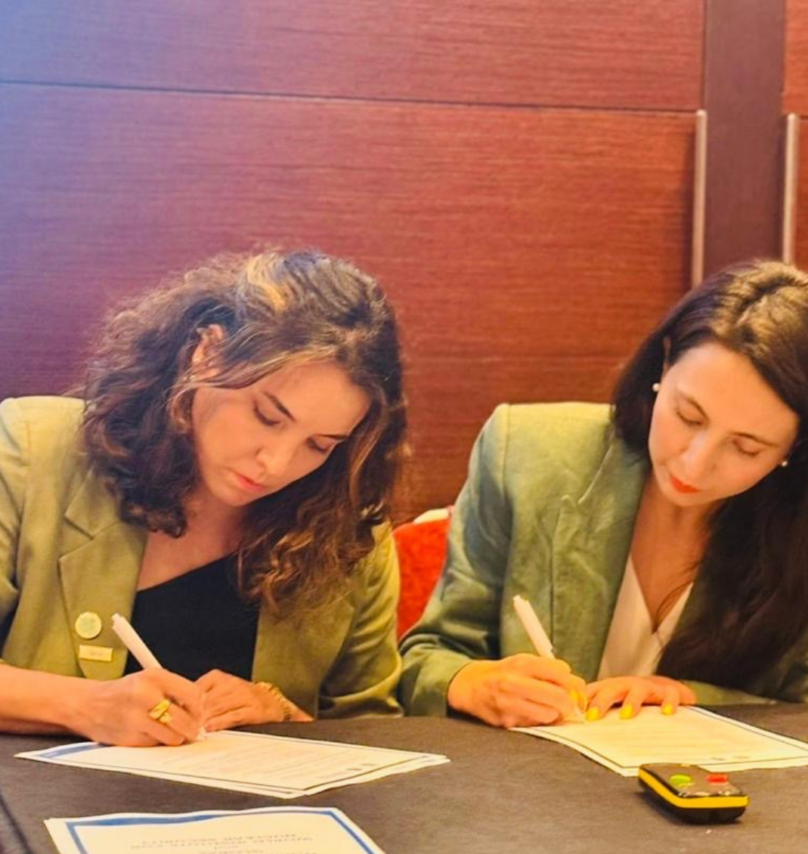 WINS firma MdE con Women in Nuclear ARCAL/WINS inks MoU with Women in Nuclear ARCAL